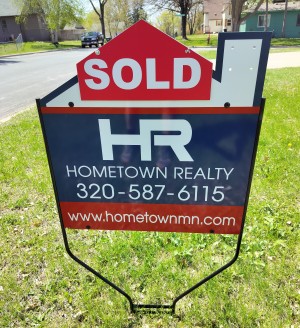hometown-realty-hutchinson-mn-sold-sign hometown realty, hutchinson minnesota realtors, hutchinson mn real estate, Hutchinson MN realtors, hutchinson real estate, mcleod county real estate, houses for sale, agents, agency, featured home, featured property, homes for sale, homes for sale in Hutchinson